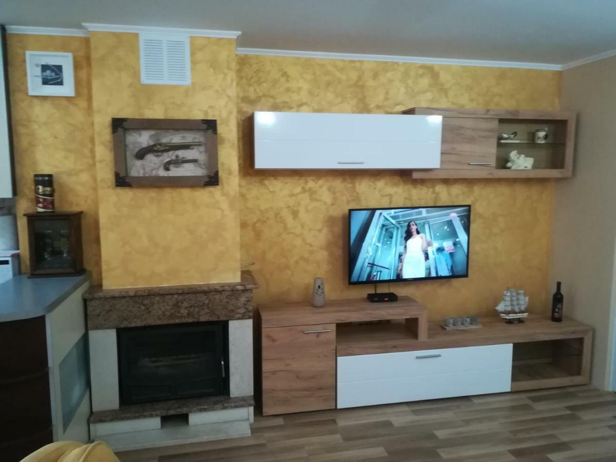 Apartments Vis Jaz Budva Eksteriør bilde